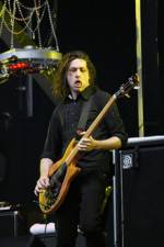 Watch Queens Of The Stone Age Live in Berlin 2KMovies