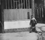 Watch Man Walking Around the Corner 2KMovies